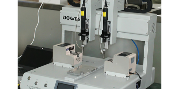 這樣的桌面式螺絲機，愛了愛了-堅豐股份